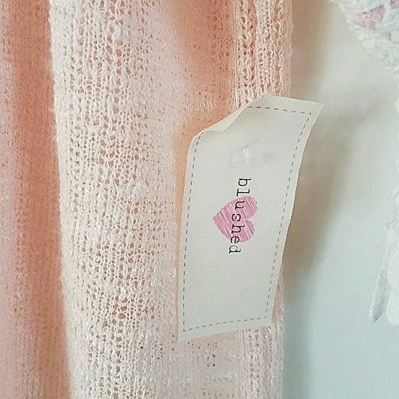 Blushed Pink Woven Top With Lace Hem Size M - Picture 4 of 6