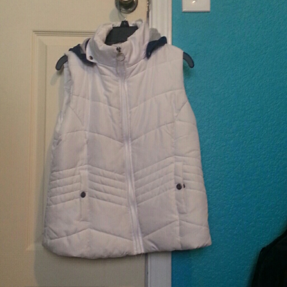 Bongo White and blue Vest