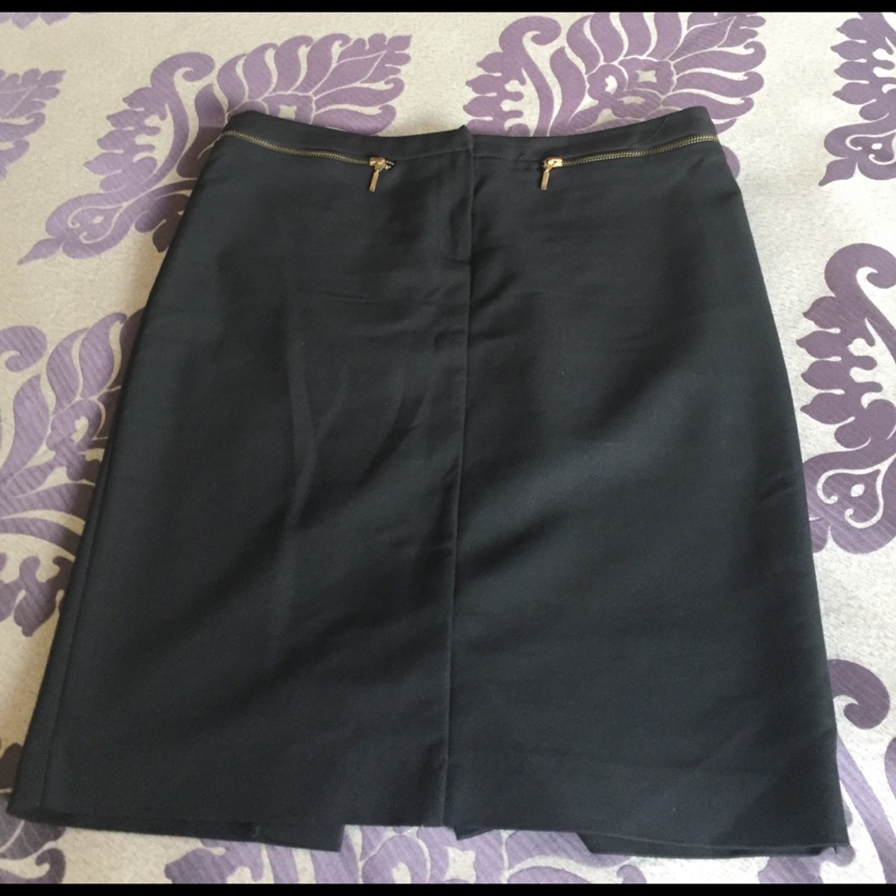 Zara Basic size L gold zipper detail skirt Spain