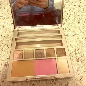 Urban Decay Naked on the run palette
