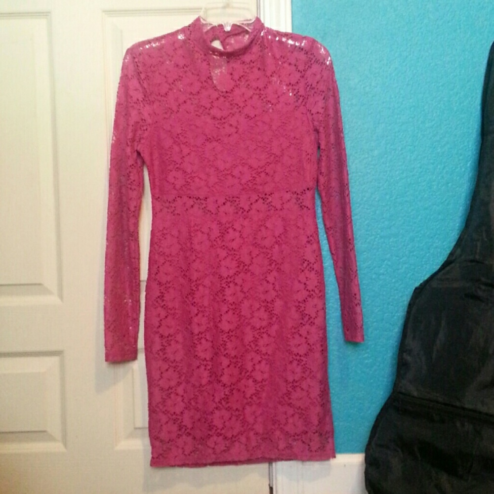 Magenta Pink Long sleeve Lace dress