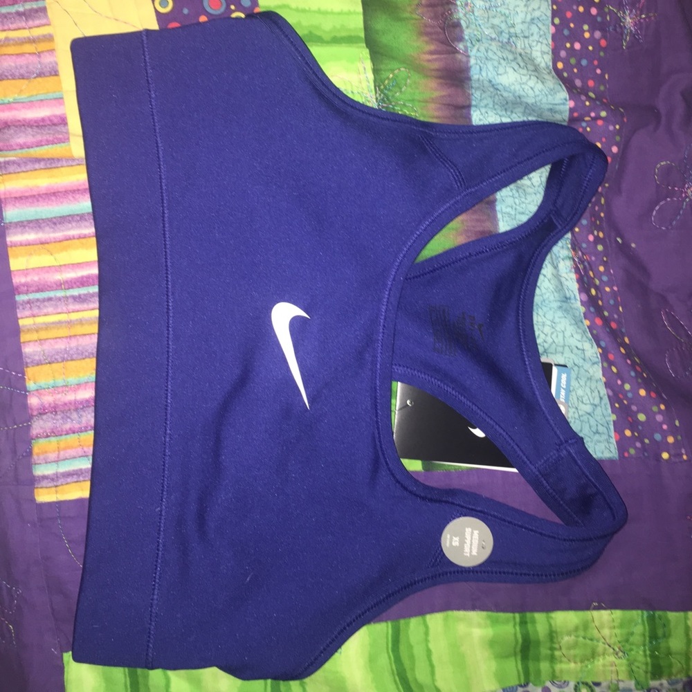 XS dark blue Nike sports bra