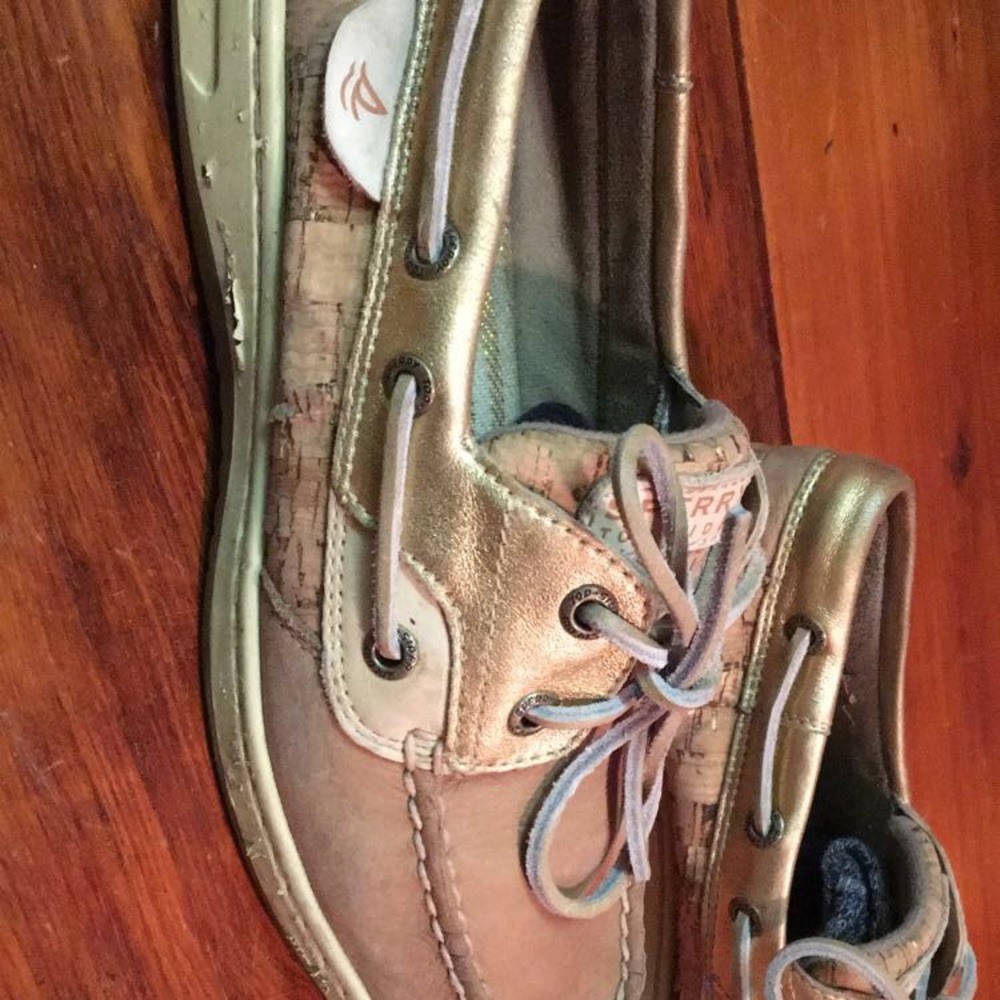 Sperry's - Picture 2 of 3