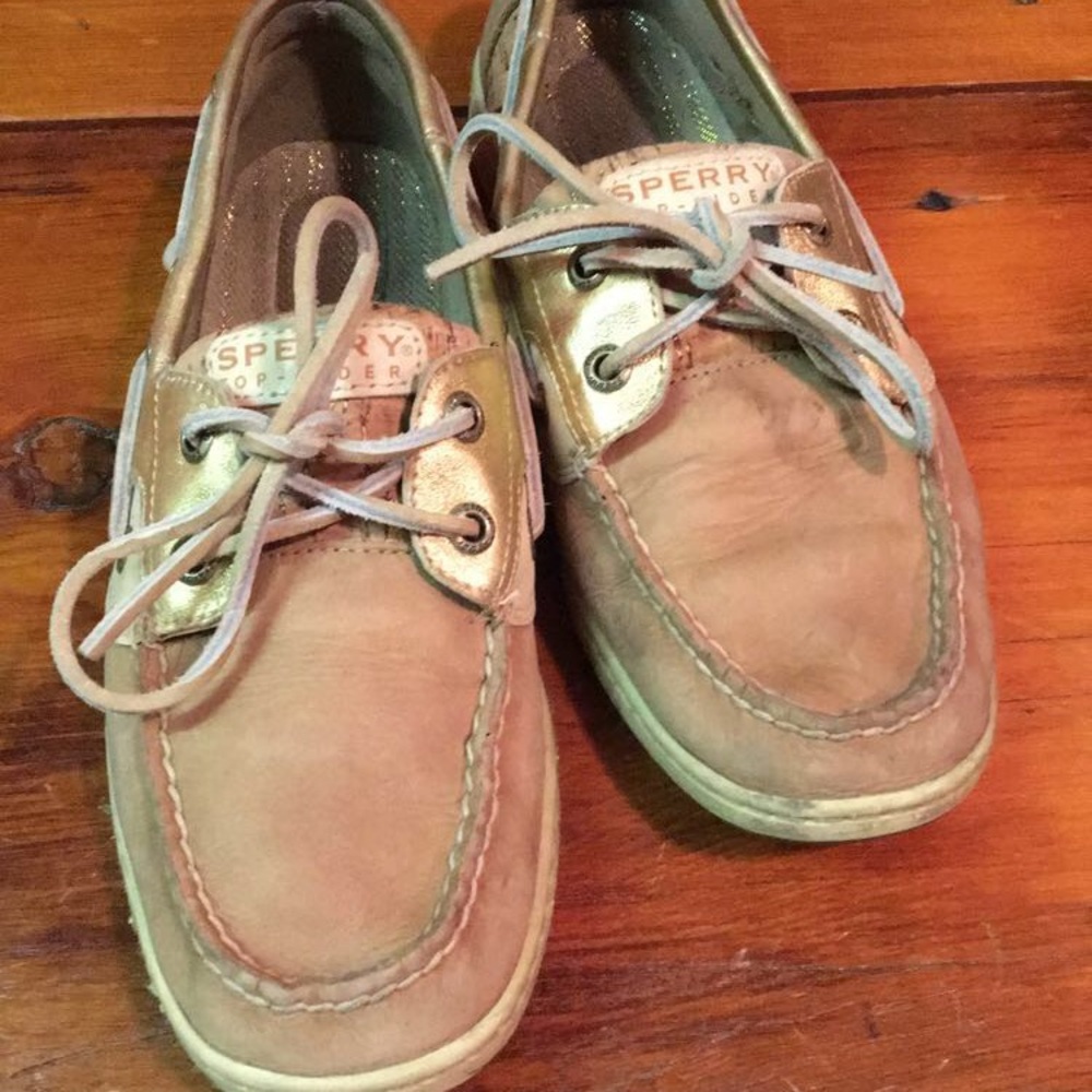 Sperry's - Picture 3 of 3