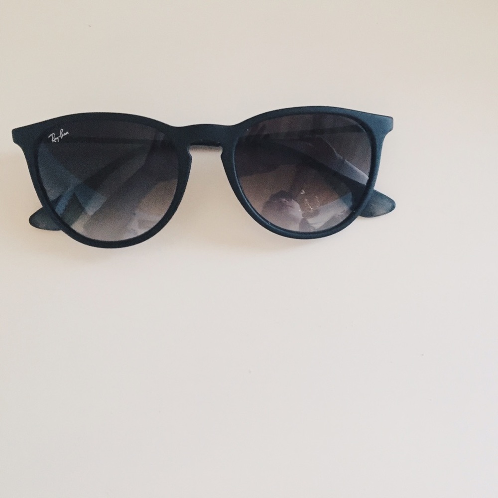 erica ray bans