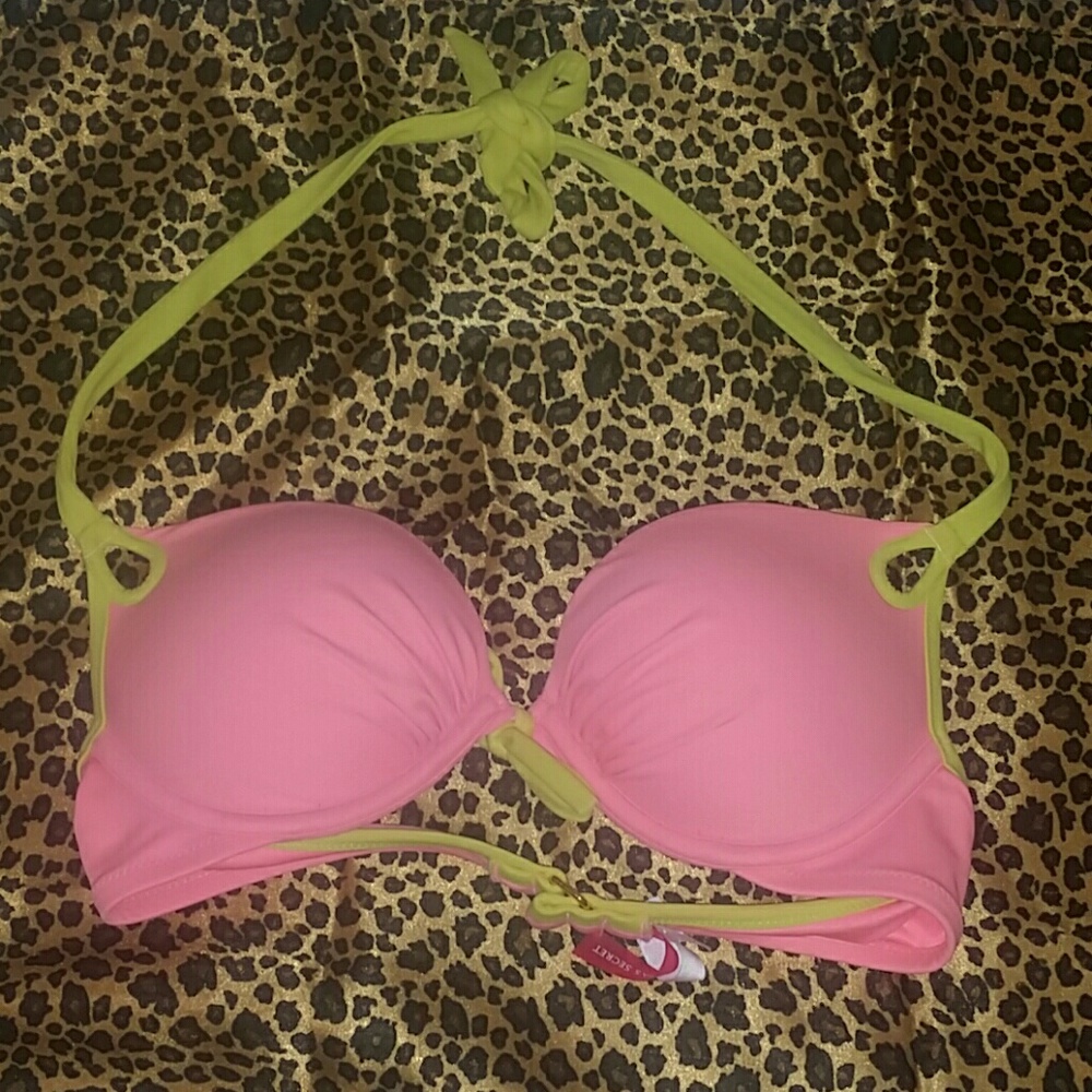 Victoria Secret Bombshell adds two cup size 34B