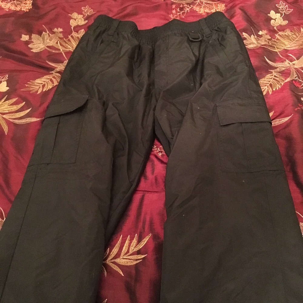 Black snow pants