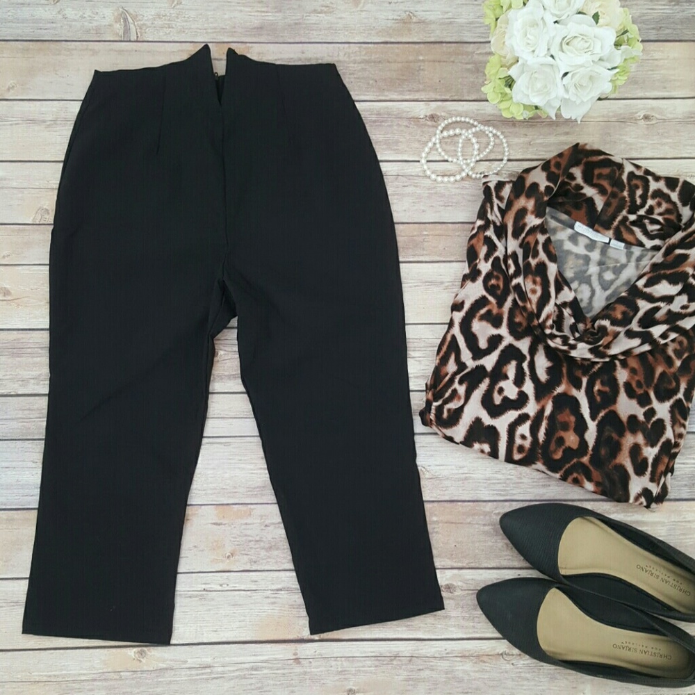 💋SALE💋Kiss Me Deadly Capris