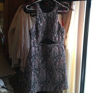 Express party dress with cut out
