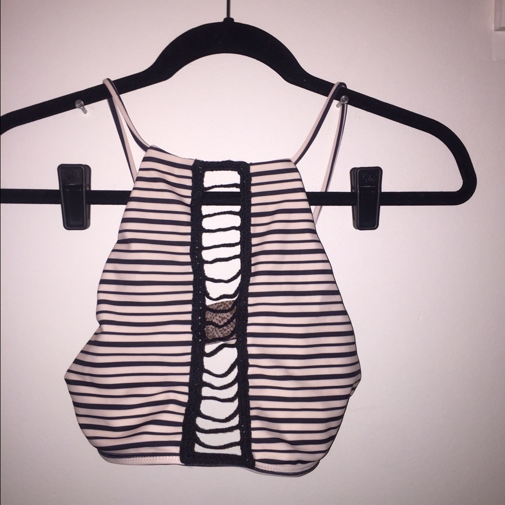 Acacia Malibu Top *NEVER WORN