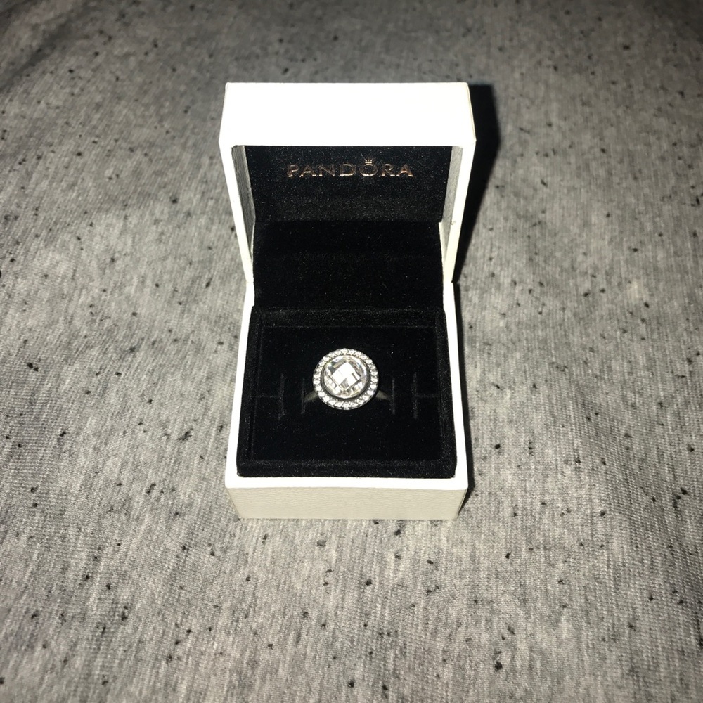 Pandora ring