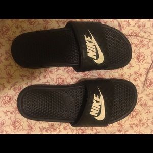 Nike Slides!!