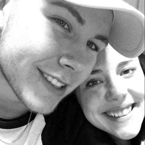 Meet your Posher, Kelcie - Picture 1 of 1