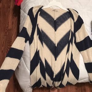 Cream and navy blue long cardigan