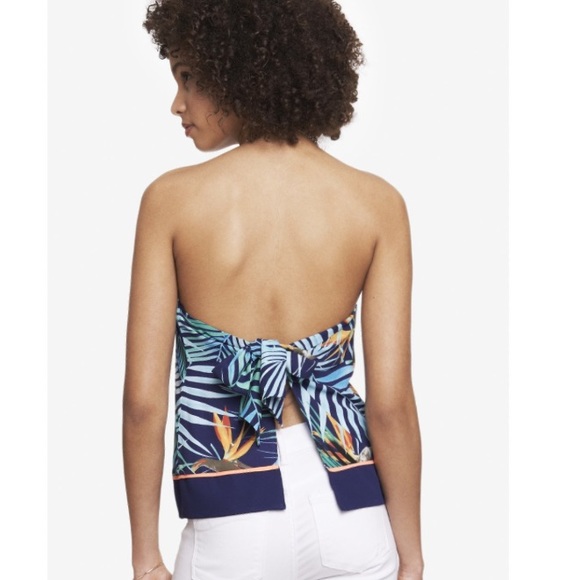 Express Chain Halter Tropical Top - Picture 2 of 7