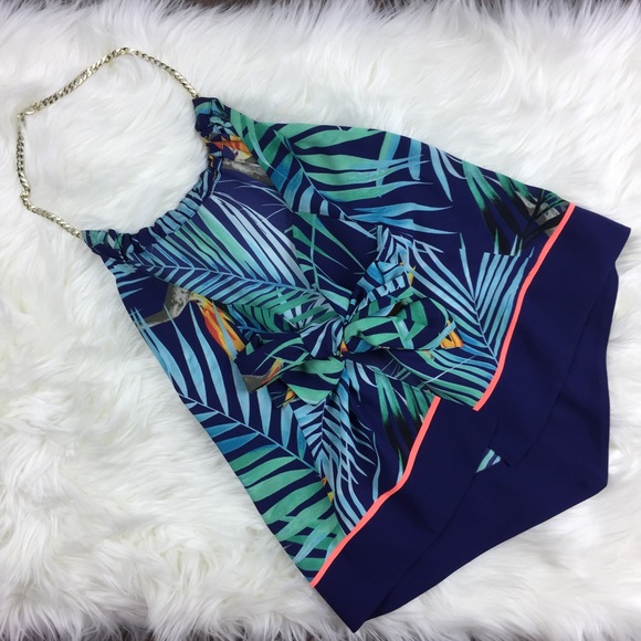 Express Chain Halter Tropical Top - Picture 6 of 7