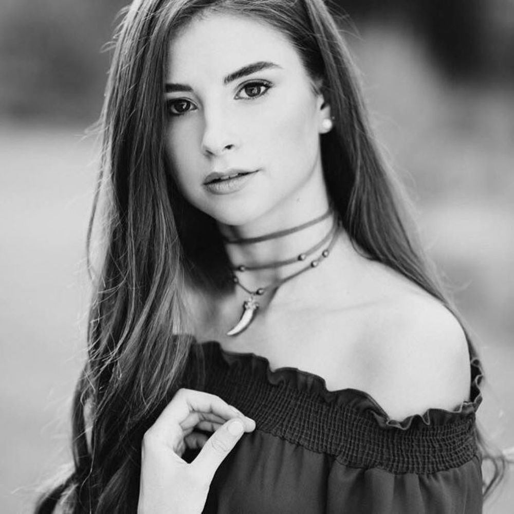 Meet your Posher, Leah