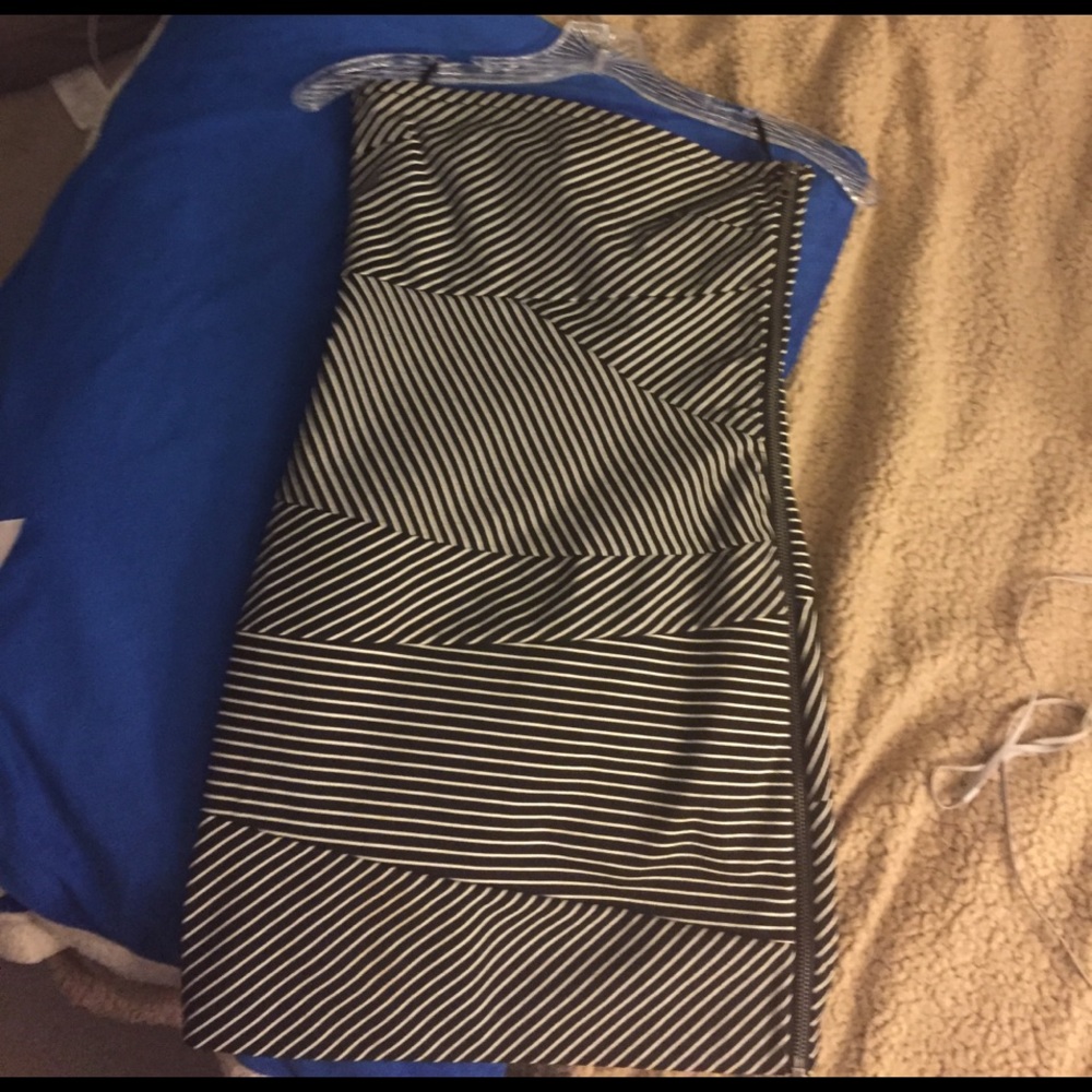 White/black striped Banana Republic Dress