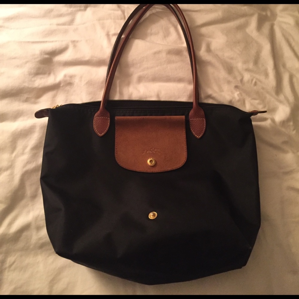 small black longchamp