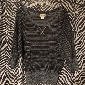 Sparkly 3/4 sleeve sweater