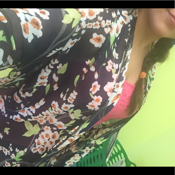 Best in boutique party ✨ - Picture 4 of 5