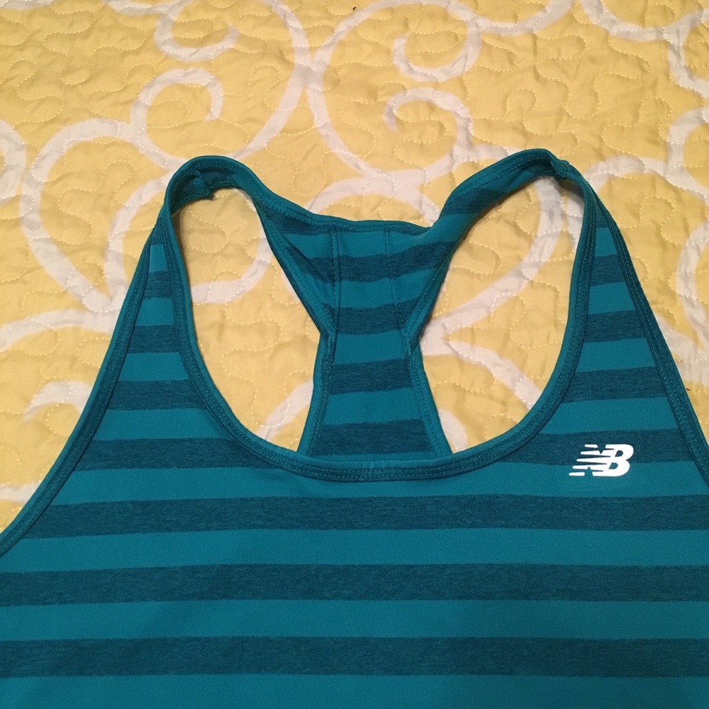Workout top bundle - Picture 6 of 6