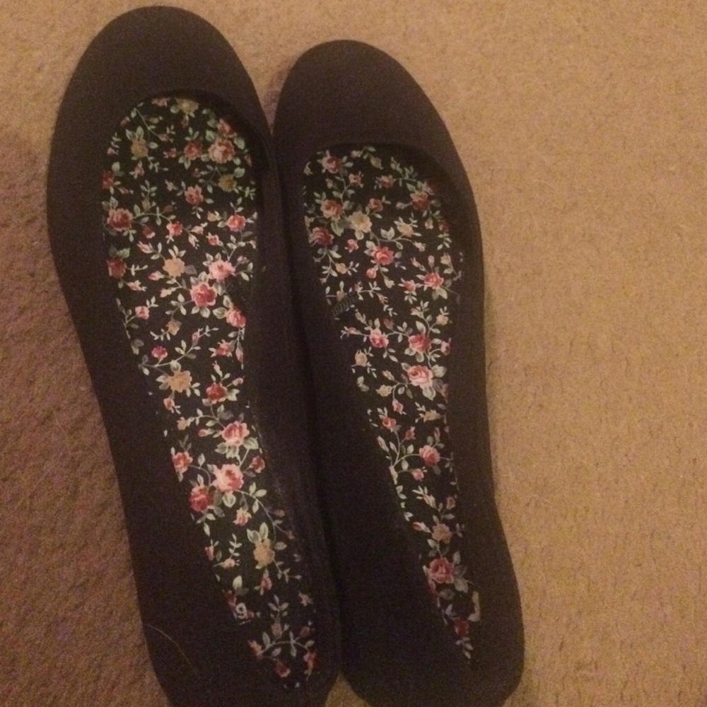 New black flats