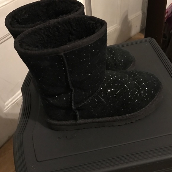 Ugg's kids boots - Picture 1 of 4