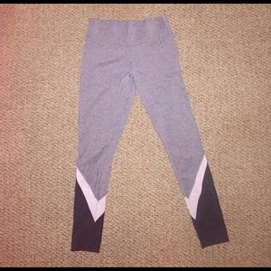 Victoria Sport--The Everywhere Legging