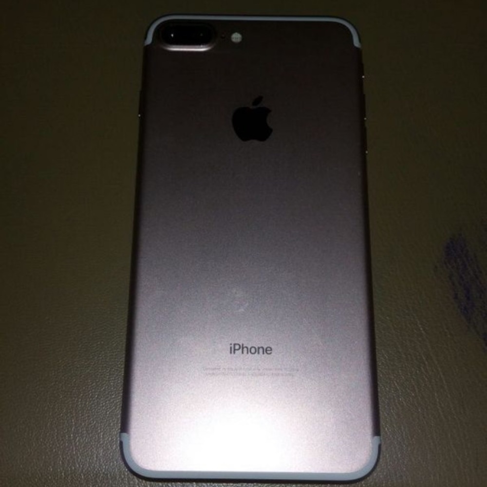 iPhone 7 plus - Picture 2 of 2