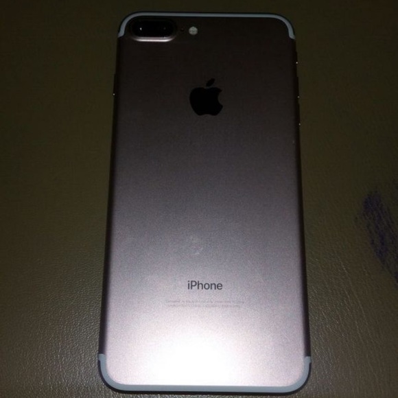 iPhone 7 plus - Picture 2 of 2