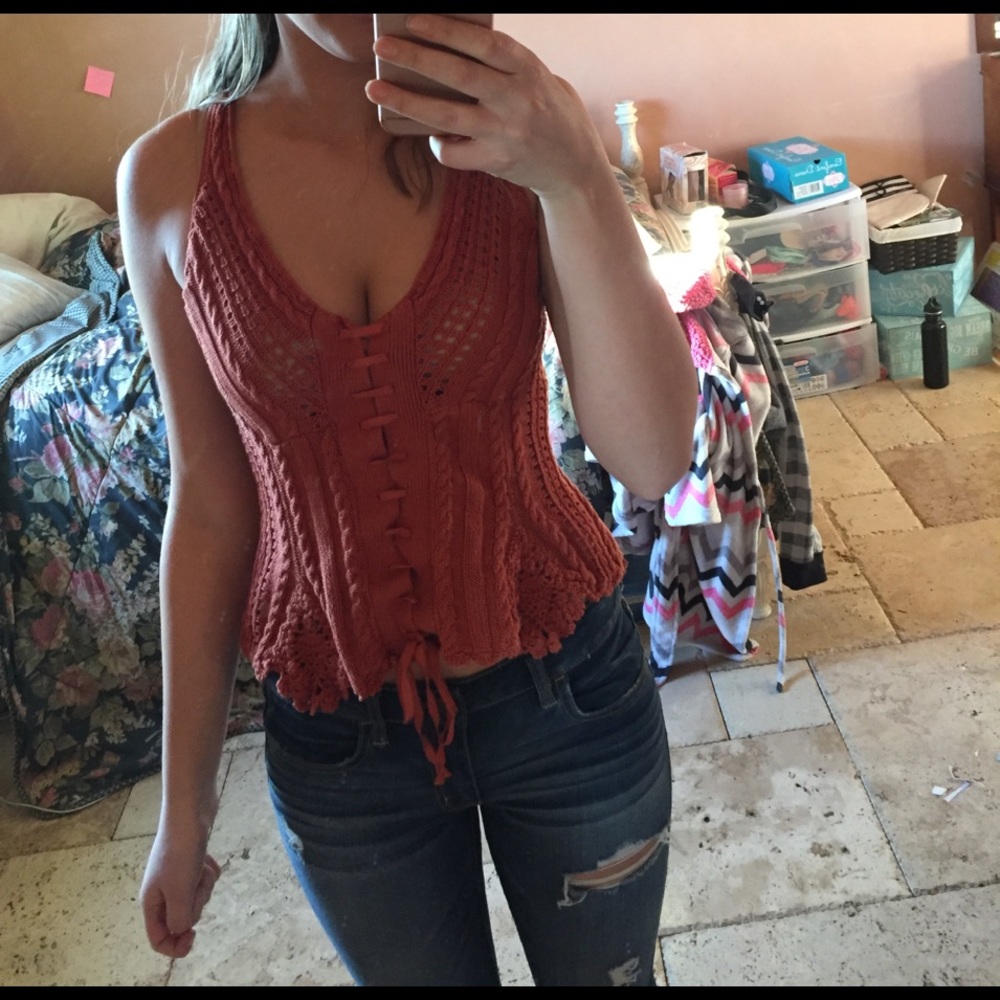 Super cute crochet top!