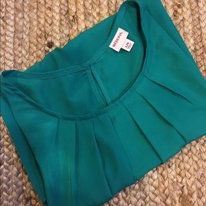 Green Merona pleated blouse size Large