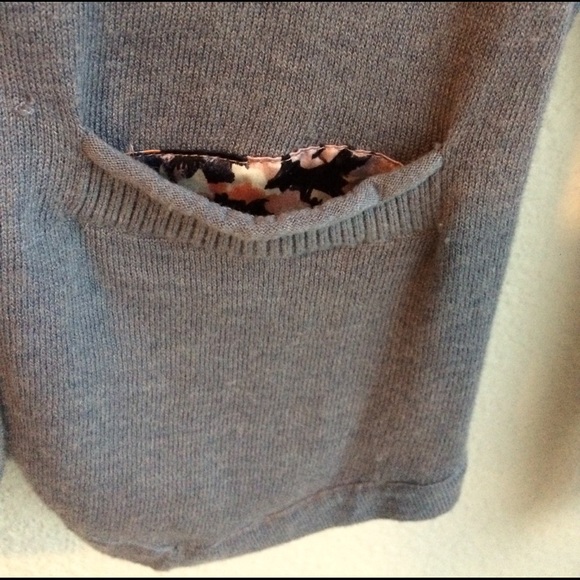 Banana republic silk patterned cardigan - Picture 4 of 5