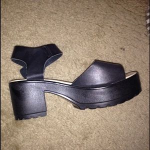 Black Heeled Sandals