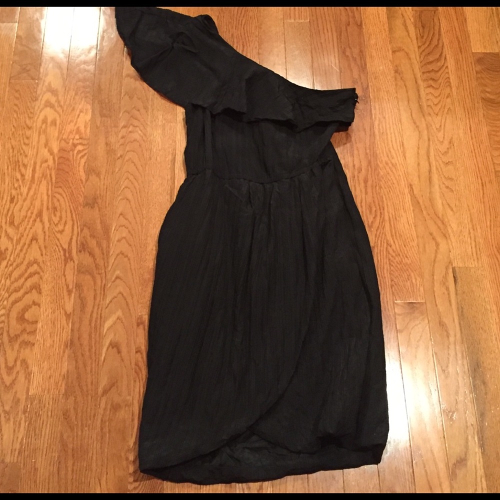 One Shoulder Black Dress