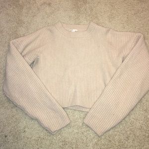 Oversized cropped sweater
