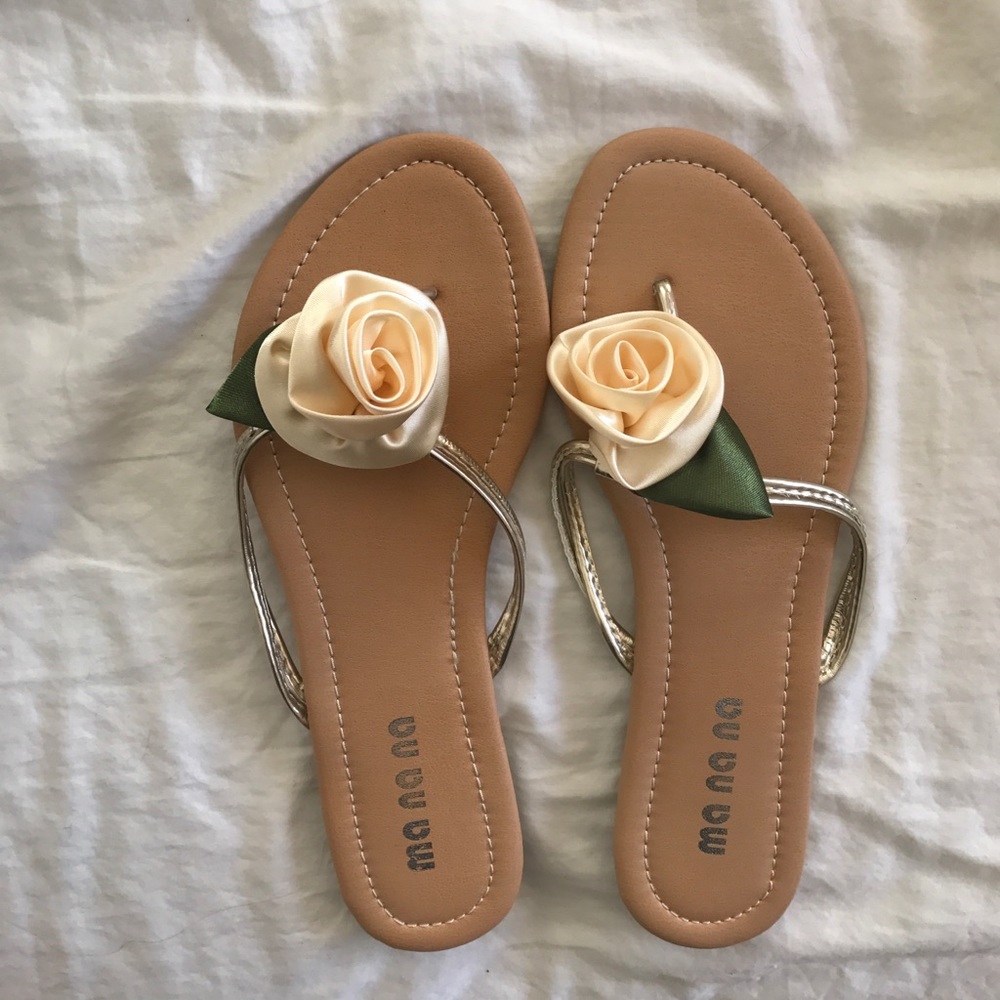 Satin rose sandal