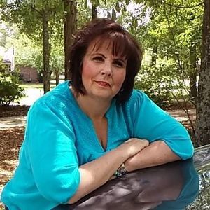 Meet your Posher, Beth