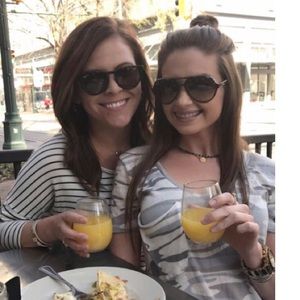 Meet your Posher, Traci