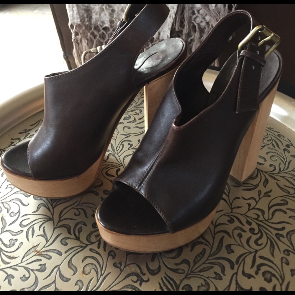 Chloe 5 inch heels brown leather