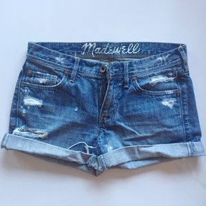 Madwell destructed denim shorts, size 26
