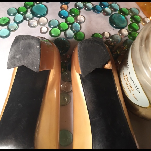 Stuart Weitzman Shoes - Picture 5 of 7