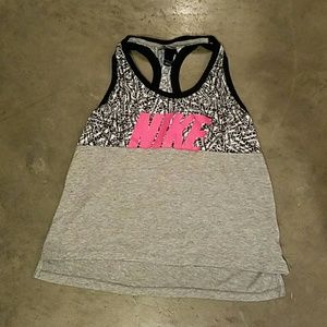 Nike Cropped Tank Top