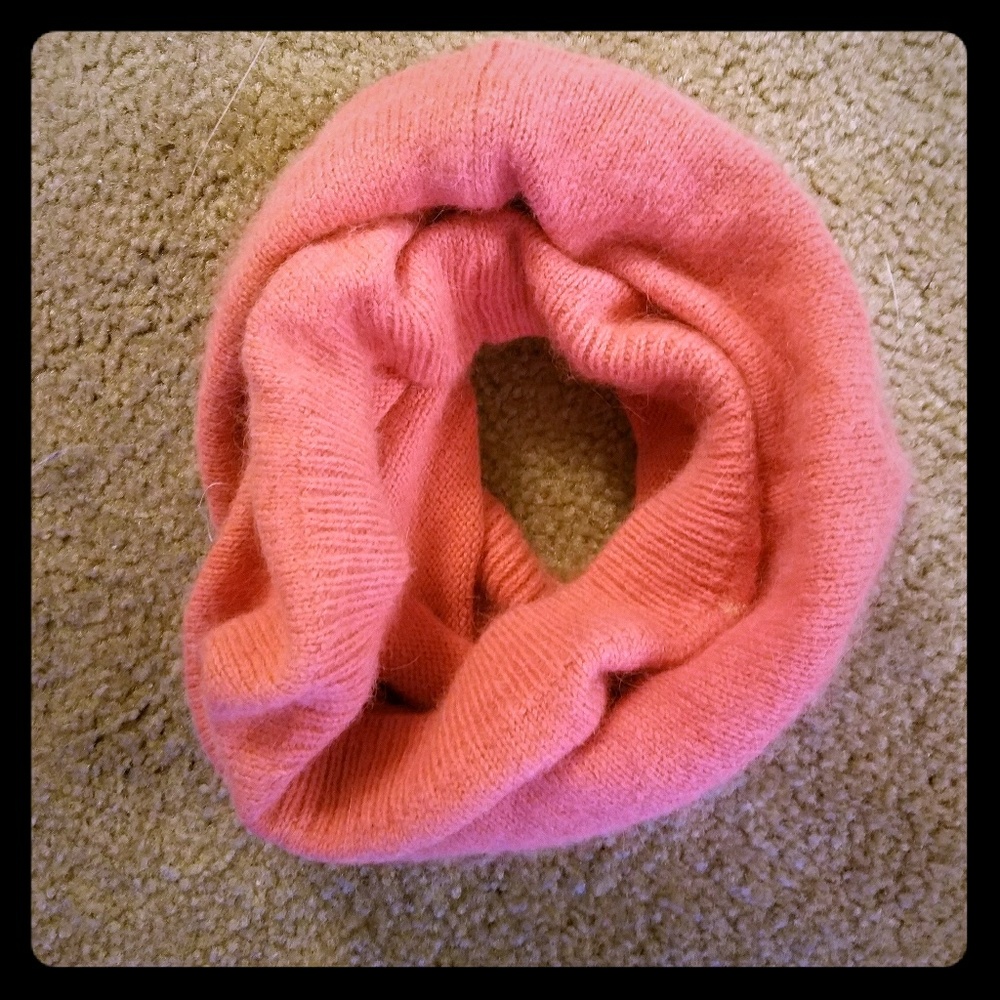 Coral infinity scarf