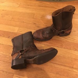 Frye men's boots barely worn