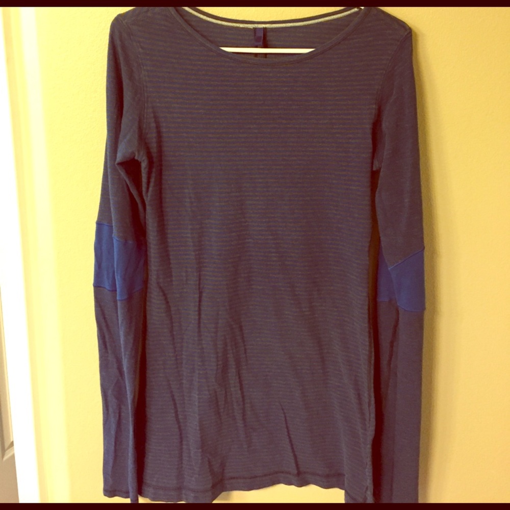 Lululemon Devotion Tee