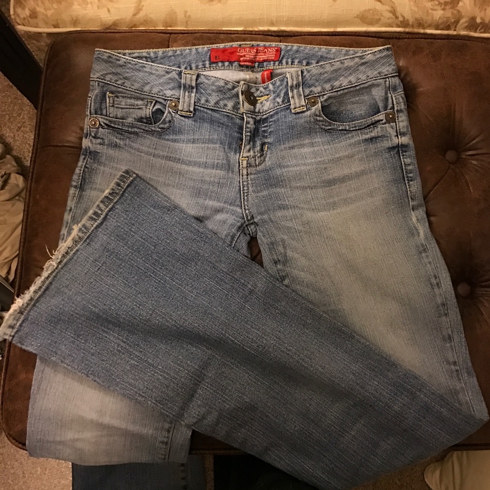Women's GUESS Jeans (stretch) Size 28