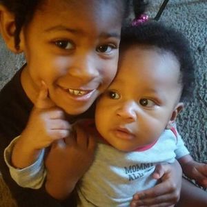 Meet your Posher, Vee