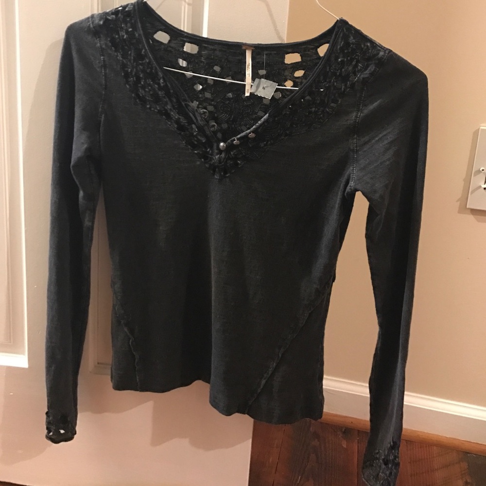 Free people lace detail long sleeve top XS